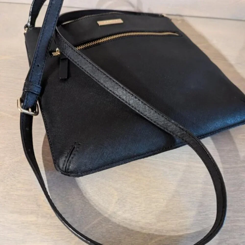 Kate Spade‎ Slender Crossbody Purse Prospect Place Rima Cow Leather Black & Gold